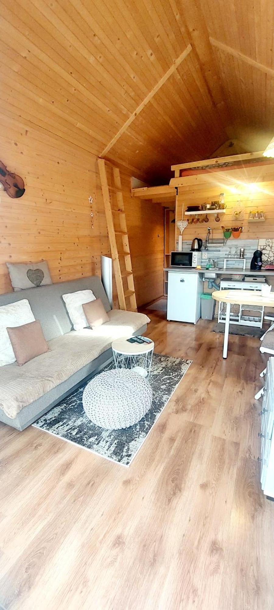 Tiny House Olivia Leilighet Liptovský Hrádok Eksteriør bilde