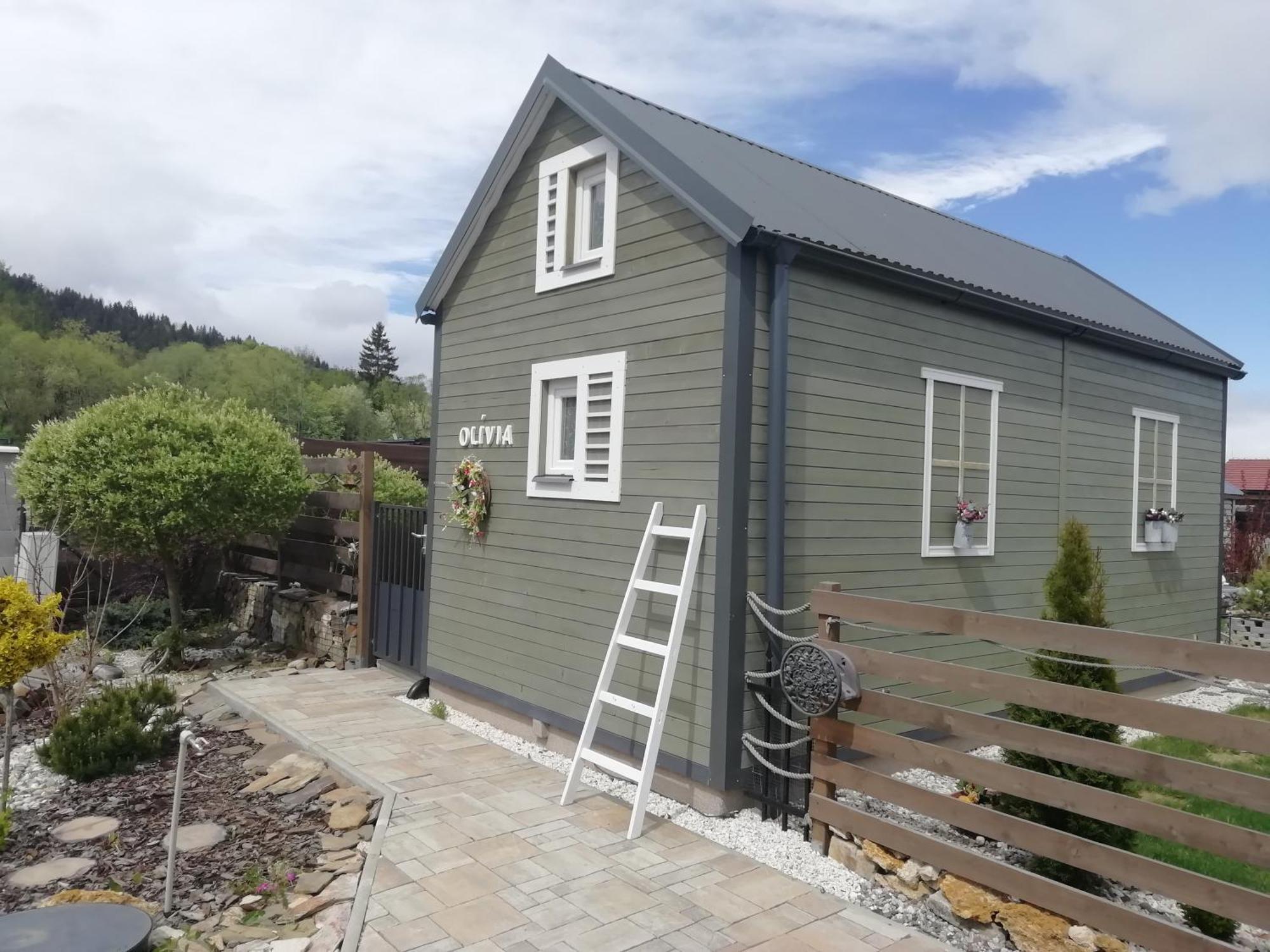 Tiny House Olivia Leilighet Liptovský Hrádok Eksteriør bilde